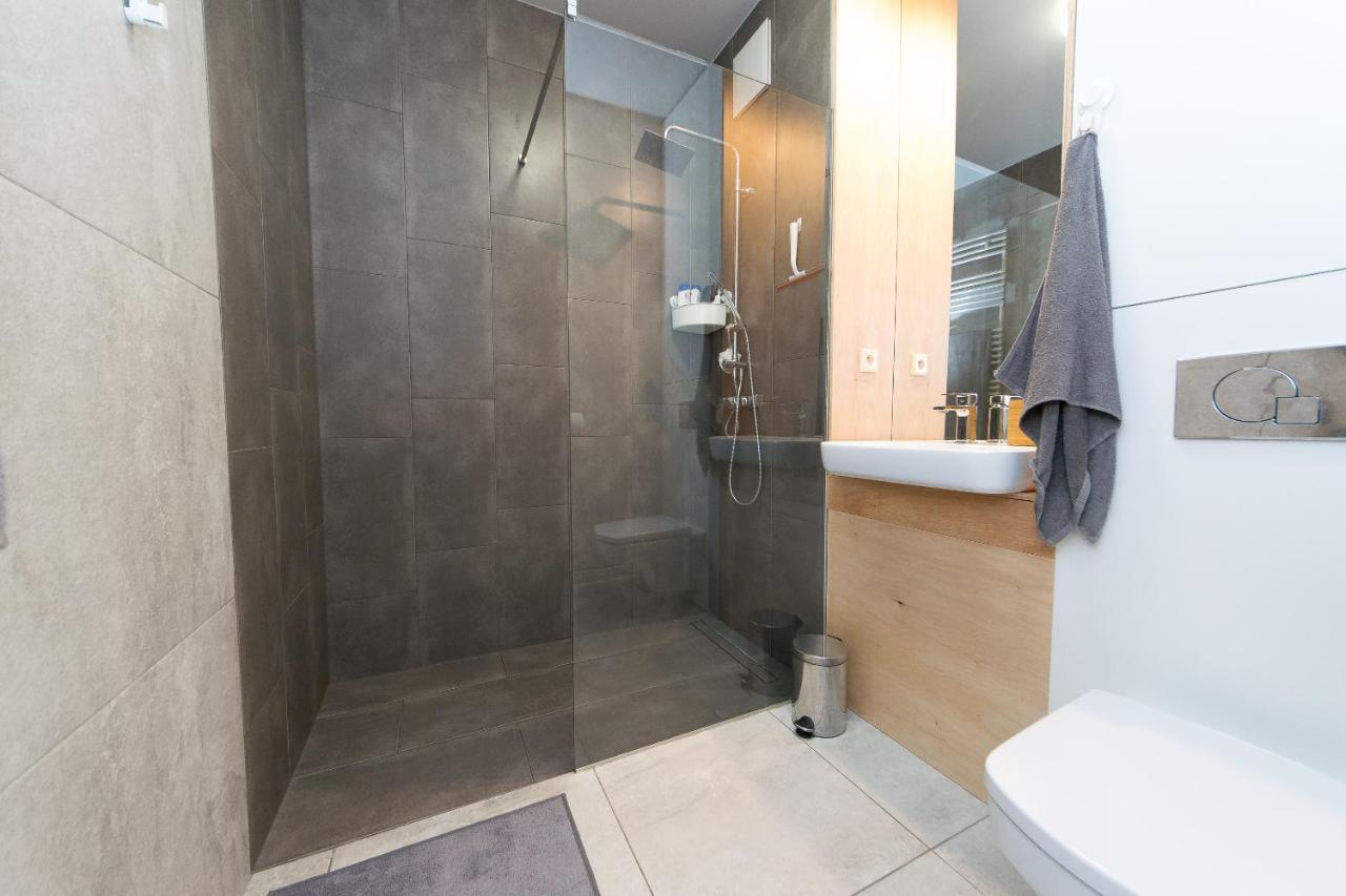 Main Trainstation One Bedroom Ac P4You Pl Krakow Exterior photo